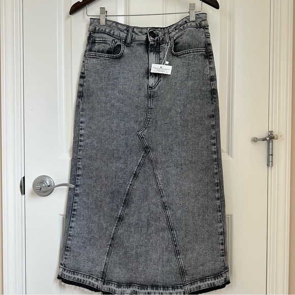 SOLD! On eBay Max Mara Marella Sport Denim Cut-Label Pencil Skirt.Sz:IT40 - Picture 4 of 15